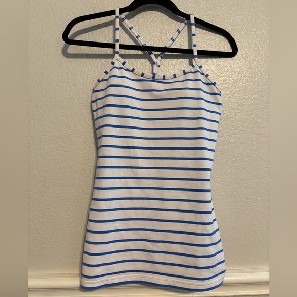 Lululemon blue & white striped Power Y Tank racer-back straps, hip length size 6 - Picture 3 of 9